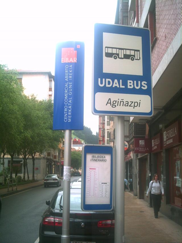Mobiliario Urbano |  Paradas de Autobs 