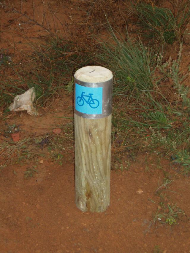 Seales Rurales |  Palos de seguimiento 