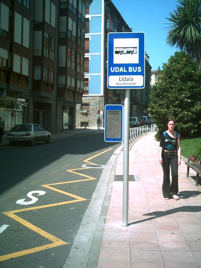 Mobiliario Urbano |  Paradas de Autobs 